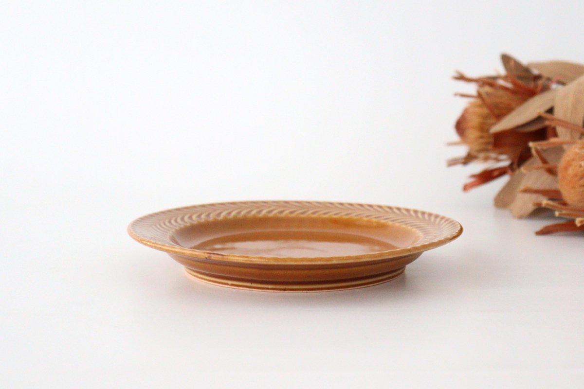 17.5cm plate amber pottery rosemary Hasami ware