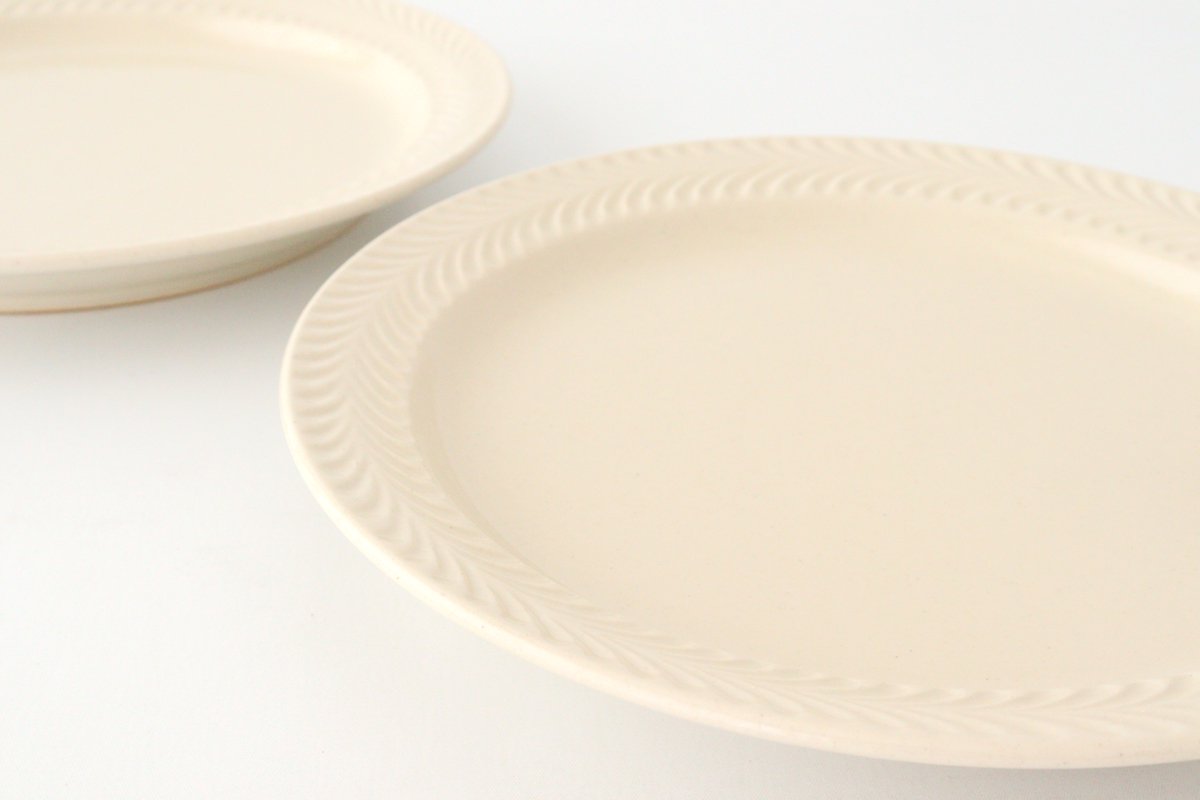 24cm plate ivory pottery rosemary Hasami ware