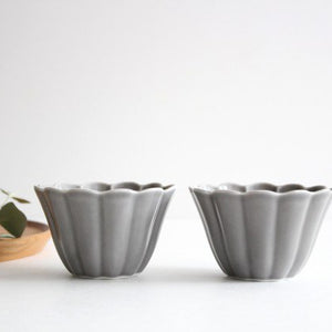 10cm bowl gray porcelain Kikuwari Hasami ware