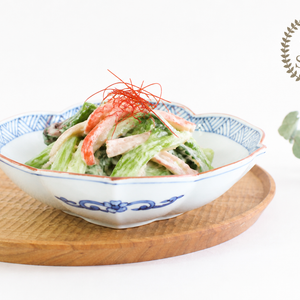 Flower-shaped Deep Bowl Blue Rim | Serving Bowl Hasami Ware