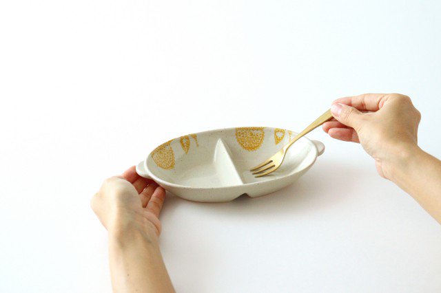 Multi bowl yellow porcelain dahlia Hasami ware