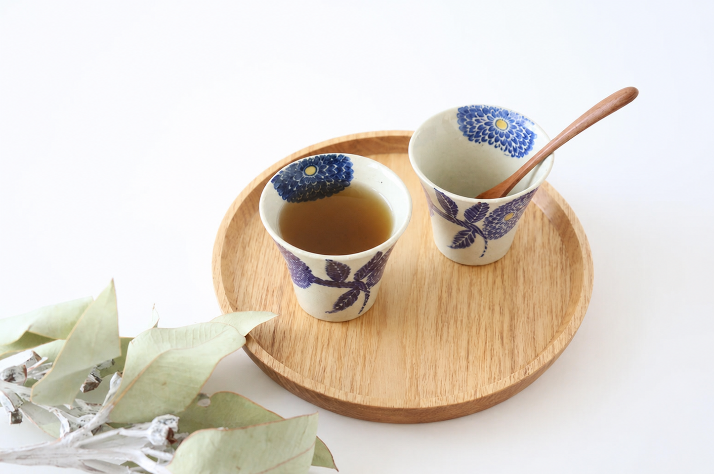Japanese Cup Blue Dahlia | Yunomi Hasami Ware