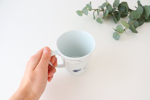 Mug Porcelain Cloud Swallow Arita Ware