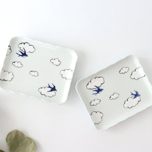 Square plate porcelain cloud swallow Arita ware