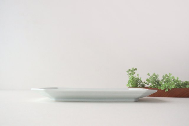 Octagonal long plate, flower crest, porcelain, Arita ware