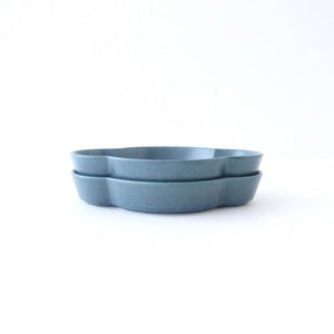 Small quince plate, blue porcelain, Mino ware