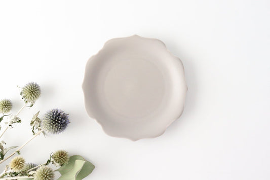 aoi Flower-shaped Plate Dark Ash | Mino Ware