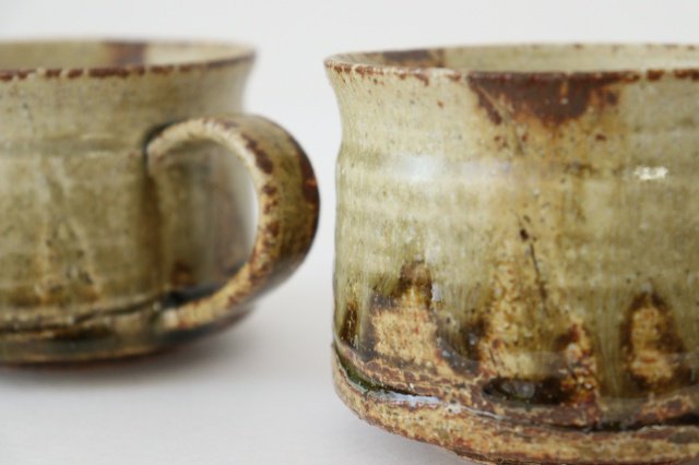 Mino mug pottery Minami kiln Mino ware