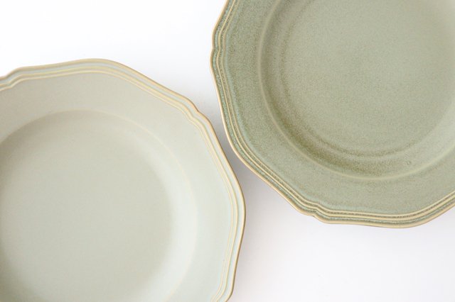 [Uchiru special order] Linker plate M matte porcelain calme Hasami ware