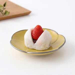 kei Sauce Plate Plum Blossom Mustard | Mino Ware