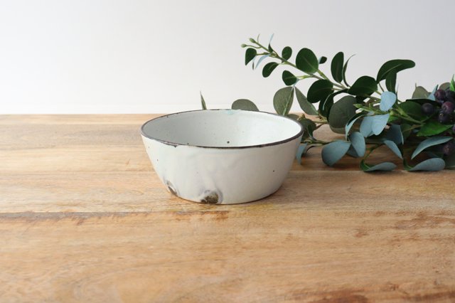 Deep Bowl Kohiki | Serving Bowl Shigaraki Ware