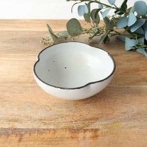 Fower-shaped Small Bowl | Kobachi Shigaraki Ware