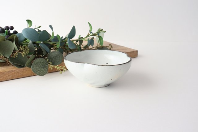 Fower-shaped Small Bowl | Kobachi Shigaraki Ware