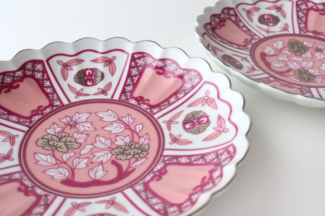 Rinkurou Kiln kotohogu Chrysanthemum Shaped Plate Pink 15cm/5.9in | Hasami Ware