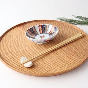 Oval small plate with expected chrysanthemum crest, porcelain, Rinkurou kiln, Hasami ware