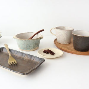 Mukuro bean plate white pottery Masaki Domoto Shigaraki ware