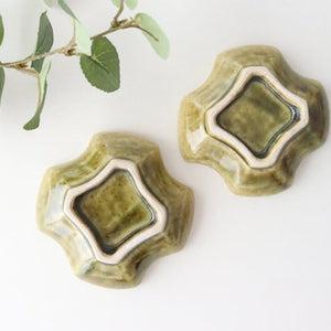 Green glaze cross-shaped small plate pottery Yuya Ishida