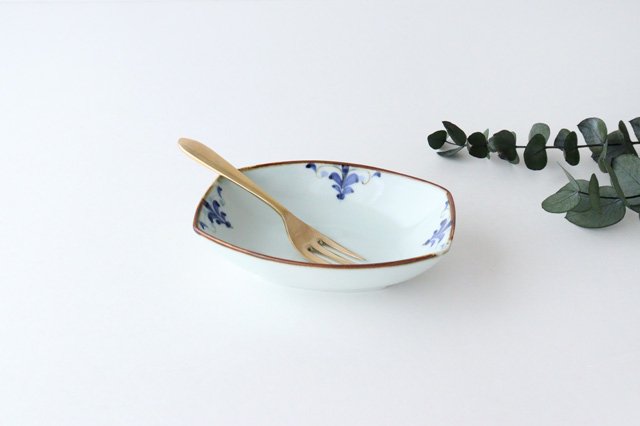 Boat-shaped small bowl LEAVES Porcelain Koyo Kiln Arita Ware