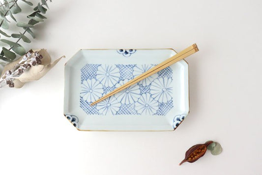 [Uchiru Special Order] Octagonal Plate, Chrysanthemum Pattern, Porcelain, Dyed, Arita Ware