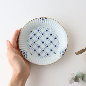 [Uchiru special order] Wave-carved plate, cloisonne, porcelain, dyed, Arita ware