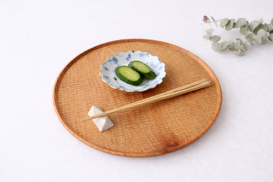 Flower-shaped Sauce Plate Vine Blue Arabesque | Arita Ware