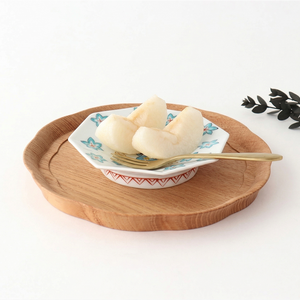 Octagonal Sauce Plate Deer and Maple Pattern | Arita Ware