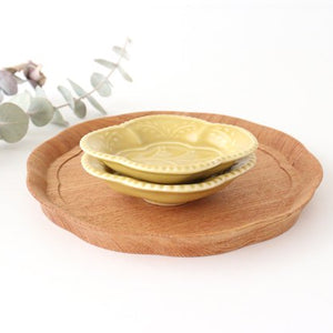 Gourd salt plate, yellow glaze, porcelain, Arita ware