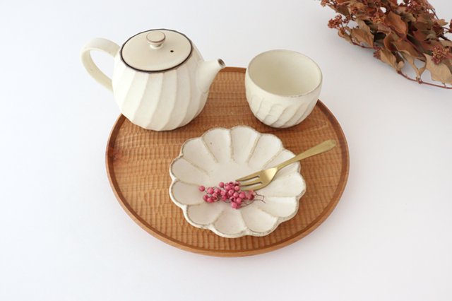 Sucre Japanese Teapot Ivory | Kyusu Hasami Ware