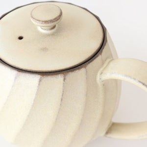 Sucre Japanese Teapot Ivory | Kyusu Hasami Ware