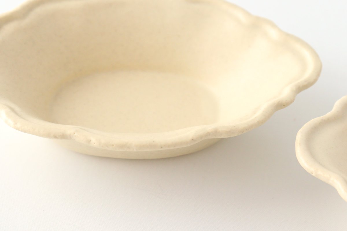 Lemon small bowl, small white pottery, Ozenre kiln