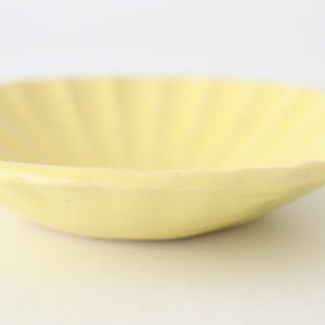Flower deep plate Bean yellow pottery Ozenre kiln