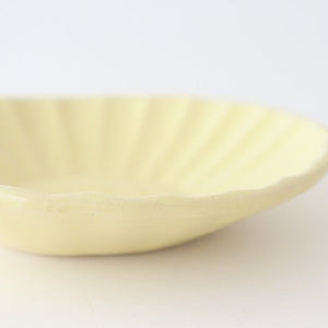 Flower deep plate Bean yellow pottery Ozenre kiln