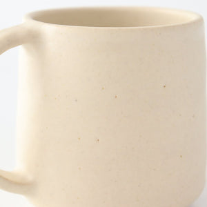 Mug white pottery Ozenre kiln