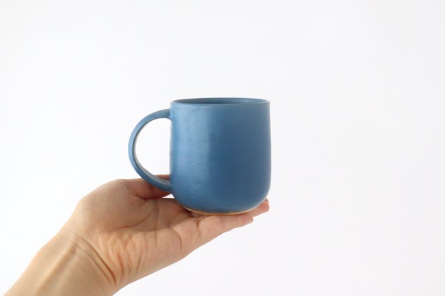 Mug blue pottery Ozenre kiln