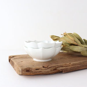 Kikyobuchi small bowl, white mat, porcelain, Arita ware