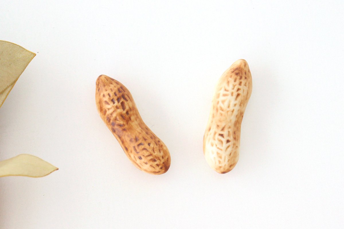 Chopstick Rest Peanuts | Hashioki Arita Ware