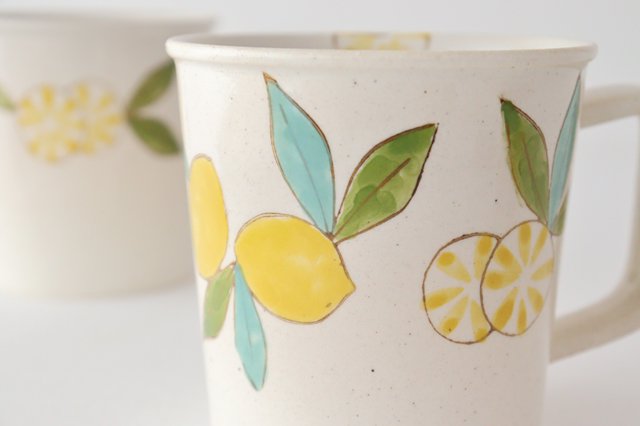 Mug lemon pottery Hasami ware