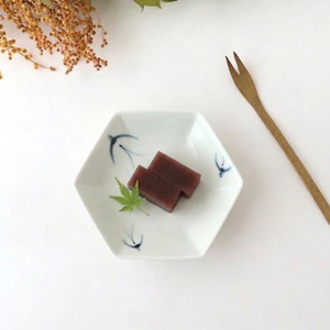 Hexagonal small plate Swallow Porcelain Arita ware