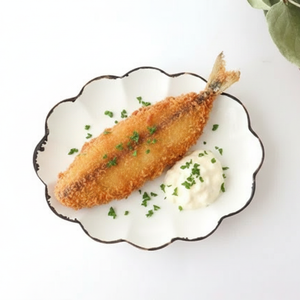 Oval Chrysanthemum Plate 19cm/7.5in White | Arita Ware