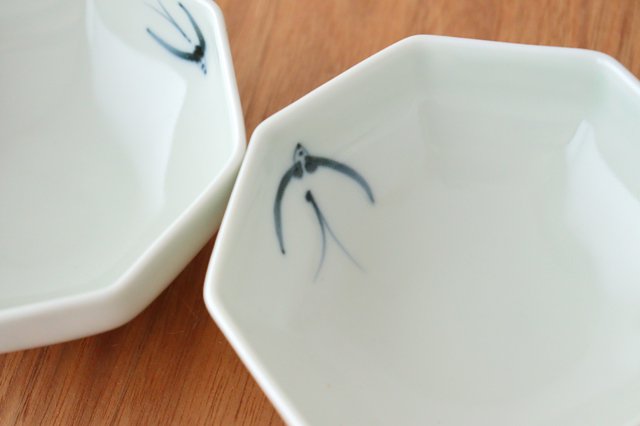 Bean Octagonal Small Bowl Swallow Porcelain Arita Ware