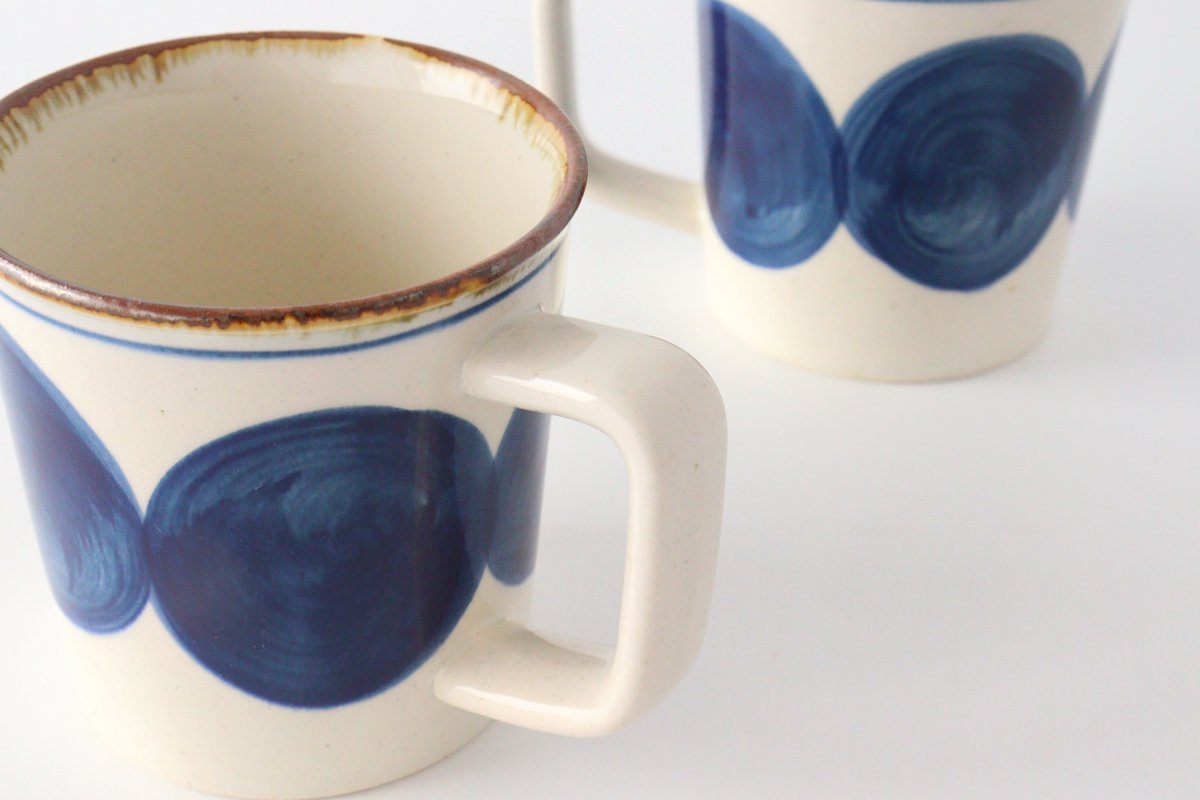 Mug round row pottery blue indigo Hasami ware