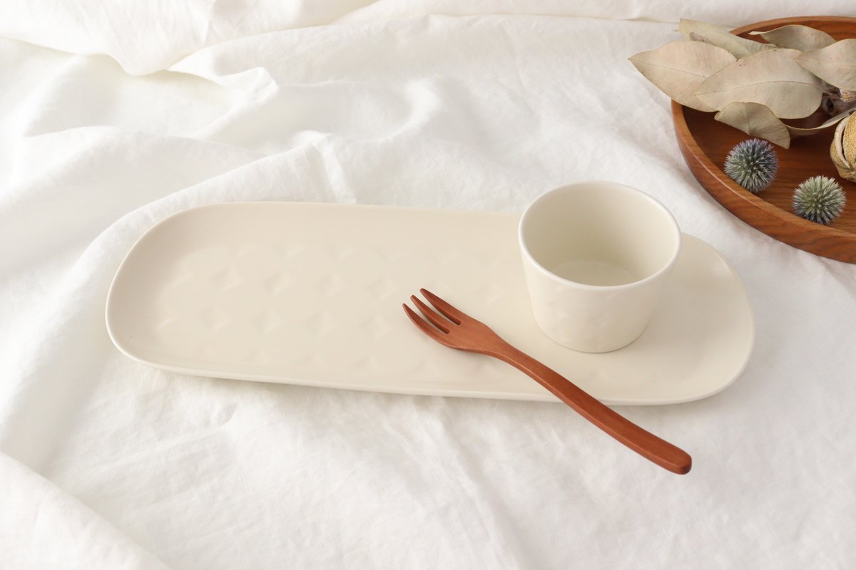 Long plate vanilla porcelain rondo Hasami ware