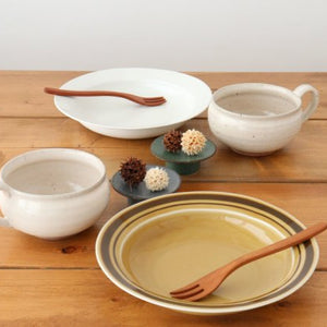 [Mizuki x Uchiru collaboration] 21cm rim deep dish line porcelain Hasami ware