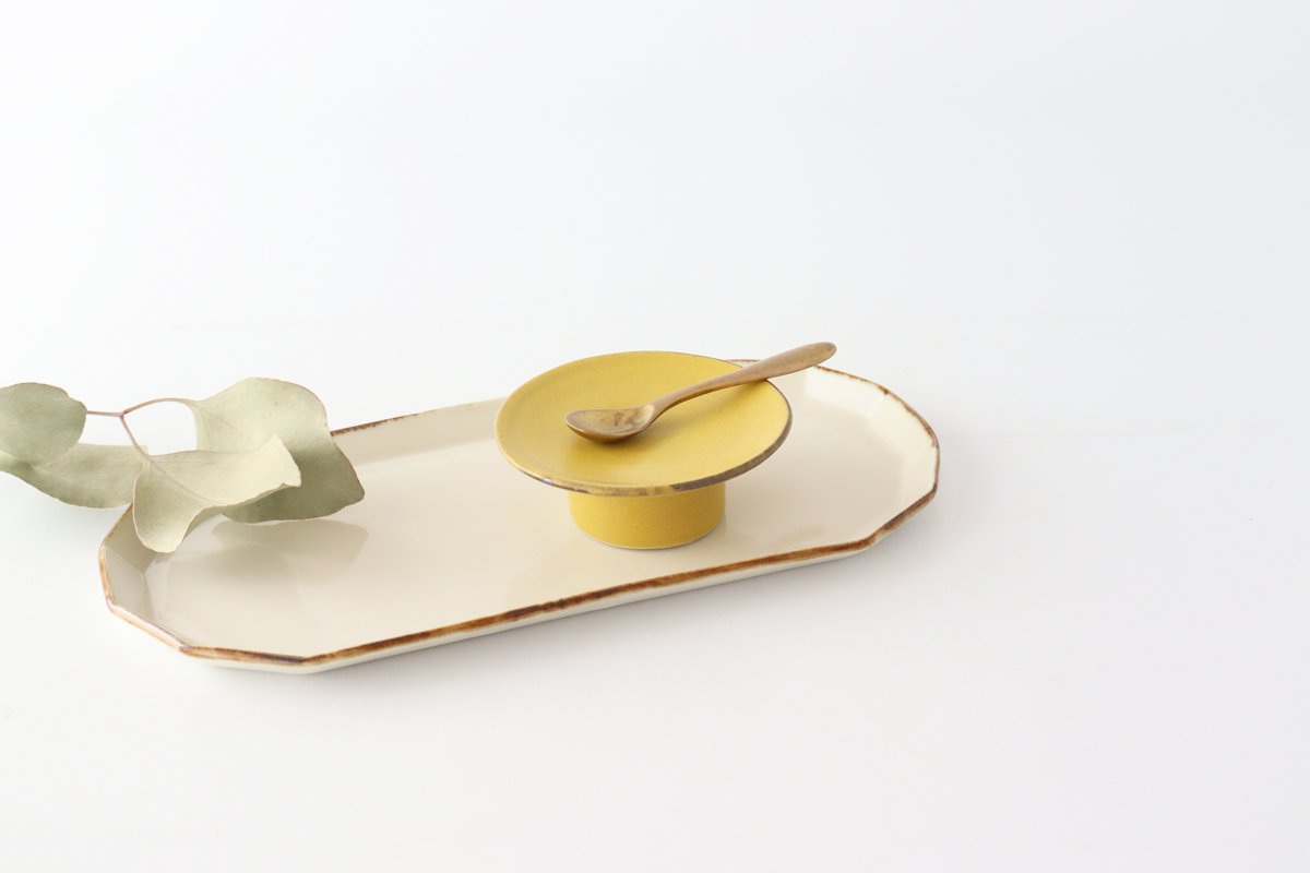 High platform 7.5cm/5.9in plate mustard porcelain kei Mino ware