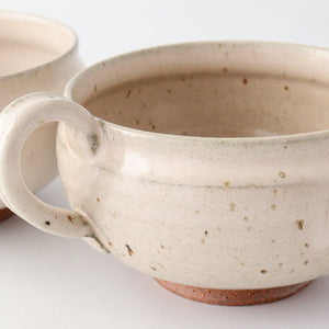 Hand-made soup, white cream, pottery, Mino ware