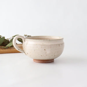 Hand-made soup, white cream, pottery, Mino ware