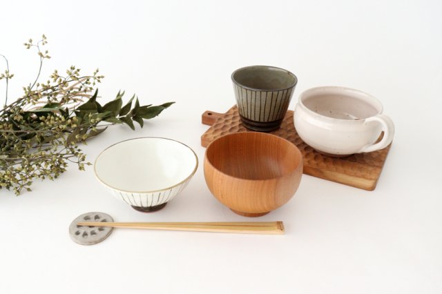 Hand-made soup, white cream, pottery, Mino ware