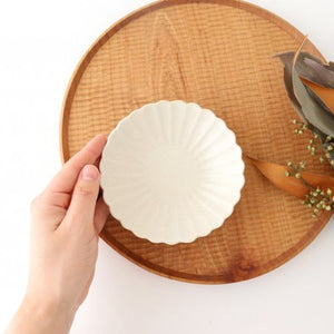 Small Chrysanthemum-shaped Plate Matte White | Mino Ware