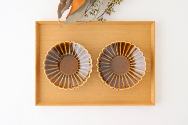 Small Chrysanthemum-shaped Plate Brown | Mino Ware