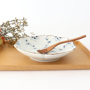 [Uchiru special order] Japanese plate, vine flower arabesque, blue porcelain, dyed, Arita ware